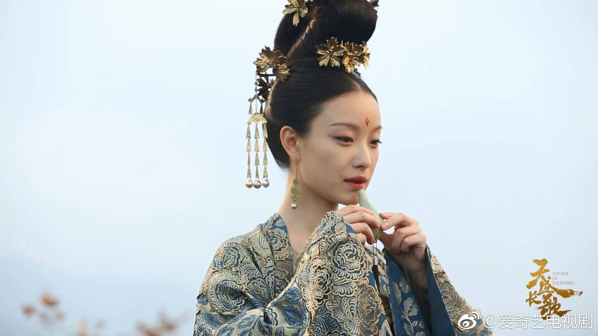 The Rise of Phoenixes หงสาประกาศิต