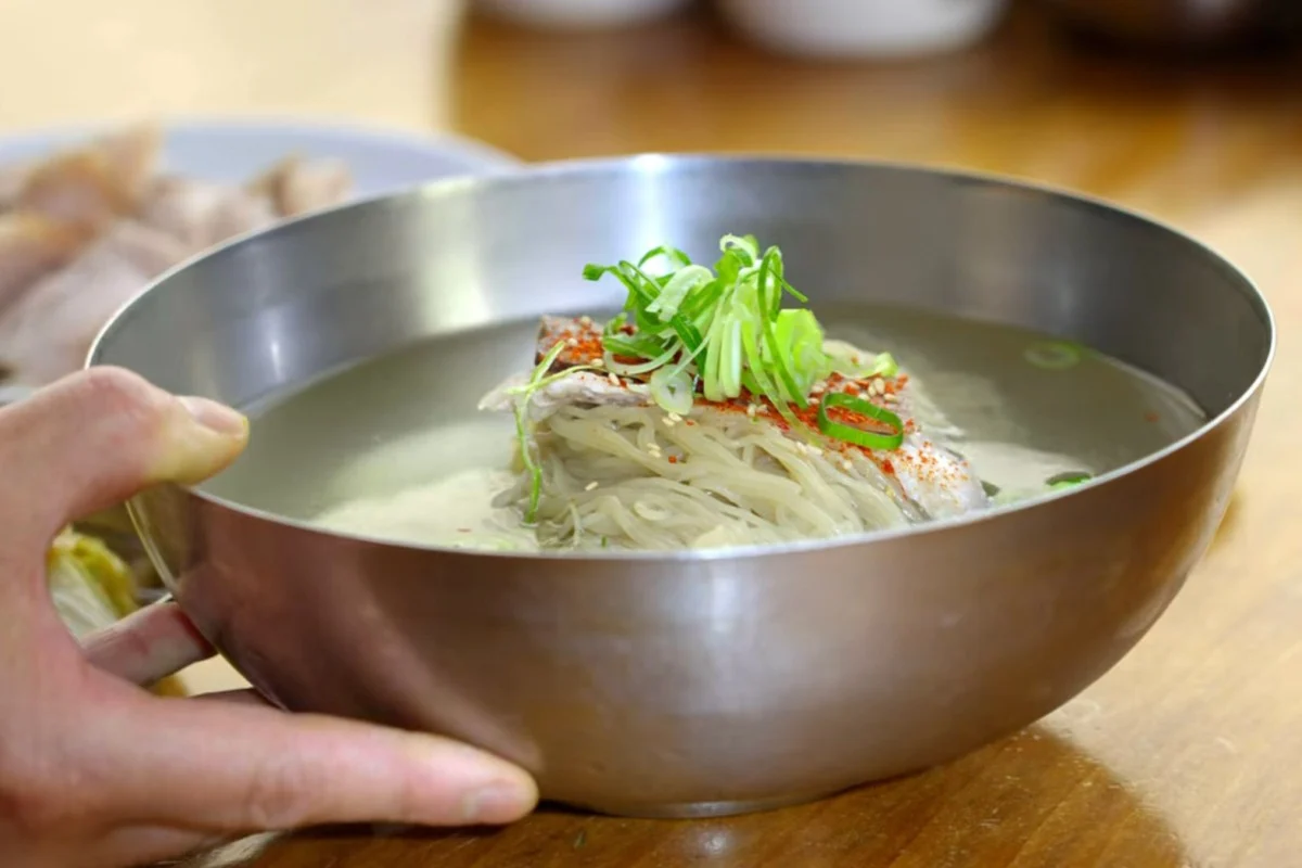Korean Cold Noodle Rhapsody มหากาพย์บะหมี่เย็น